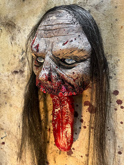 Dead Licker Creepin Up The Walls Mount