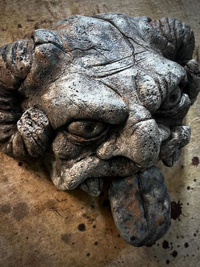 Gargoyle creepin up the walls