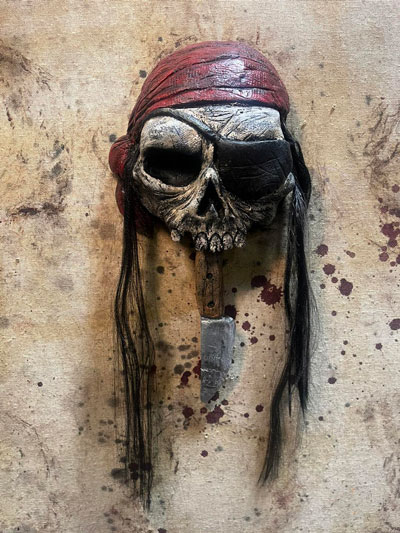 Old Salty Creepin Up The Walls Mount