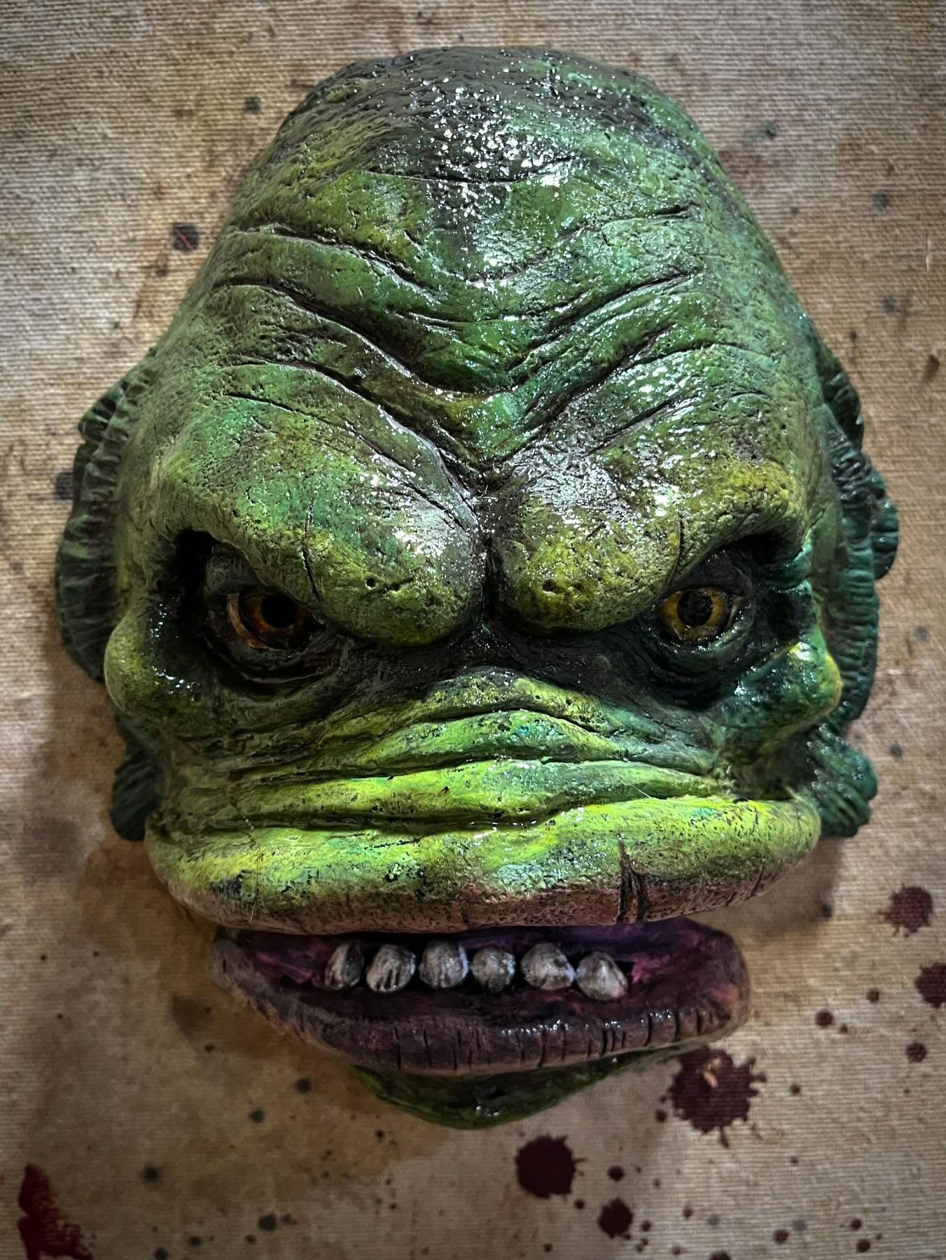 the creature Creepin Up The Walls Mount